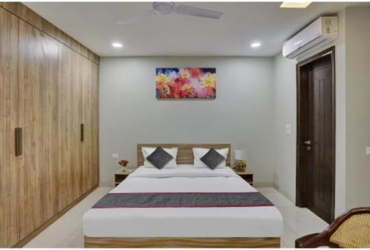 Vibe Hotel Noida Zewnętrze zdjęcie