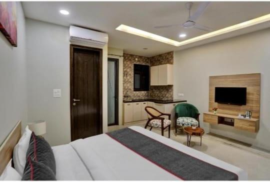 Vibe Hotel Noida Zewnętrze zdjęcie
